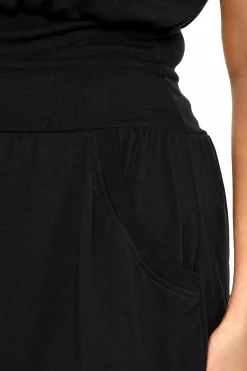Becca Dresses><noscript><img width=