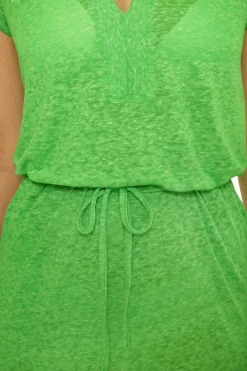 Becca Dresses><noscript><img width=