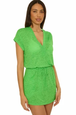 Becca Dresses><noscript><img width=