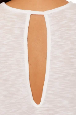 Becca Dresses><noscript><img width=
