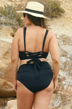 Becca Halter><noscript><img width=