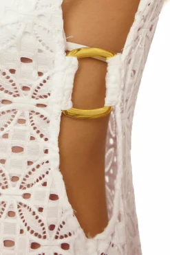 Becca Dresses><noscript><img width=