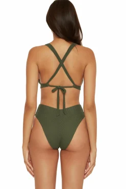 Becca Halter><noscript><img width=