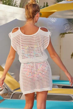 Becca Dresses><noscript><img width=